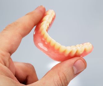 Estética dental: Servicios  de Clínica Dental Cadillon