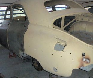 Restauración de  vehículo Packard en Valdemoro