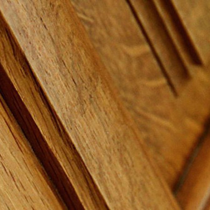 Cómo eliminar los arañazos de las puertas de madera natural