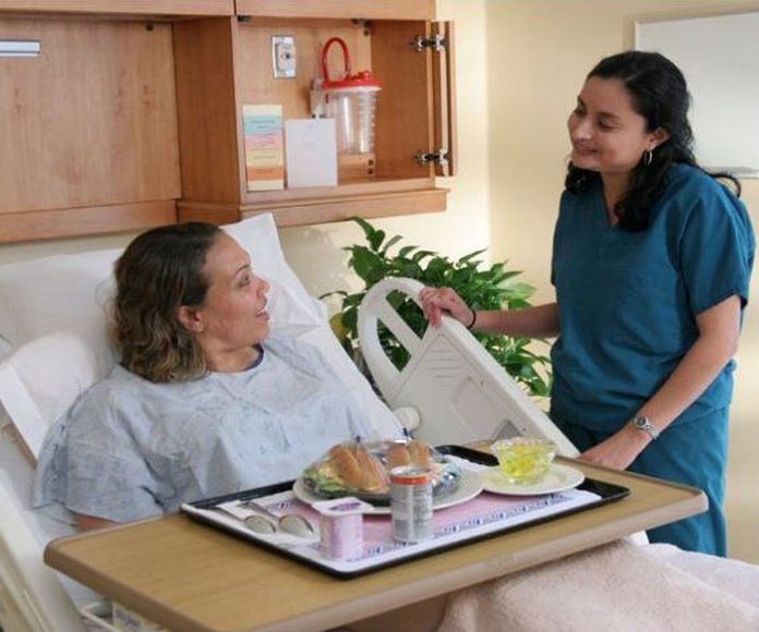 Acompañamiento hospitalario: Servicios y Residencias de Asfa 21 Servicios Sociales