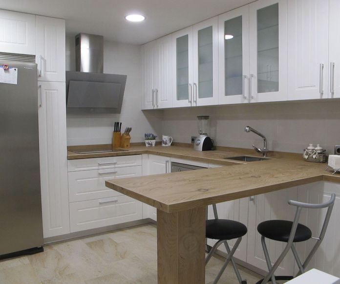 Muebles de Cocina - Proyecto realizado en Boadilla: PROYECTOS REALIZADOS de Diseño Cocinas MC