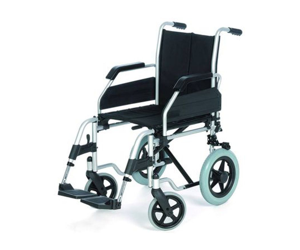 ¿Cuáles son las medidas adecuadas para una silla de ruedas?
