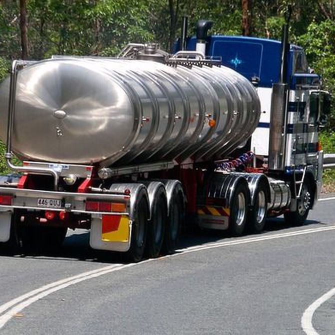 Características y permisos de los camiones cisterna